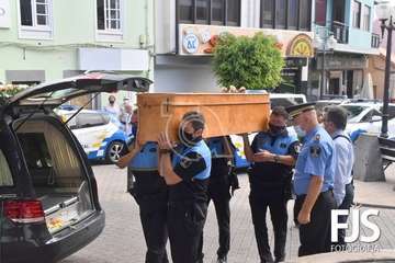 Telde despide con honores y lágrimas a su agente Martín Calzada (Foto Francisco Javier Santana)